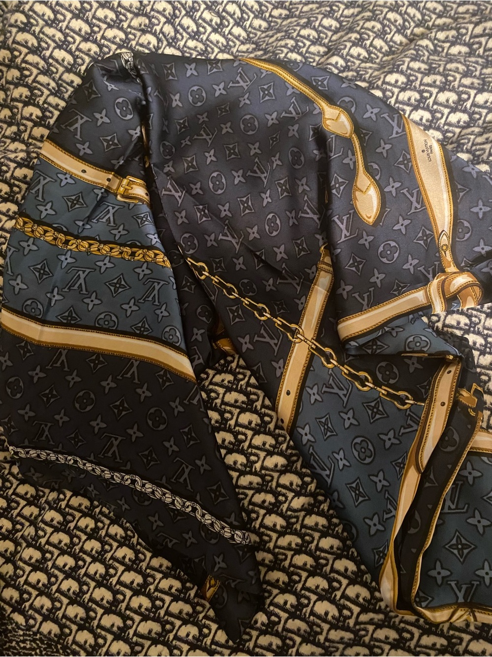 Louis Vuitton Blue Monogram Scarf with Gold Strap Details - Picture 6 of 7